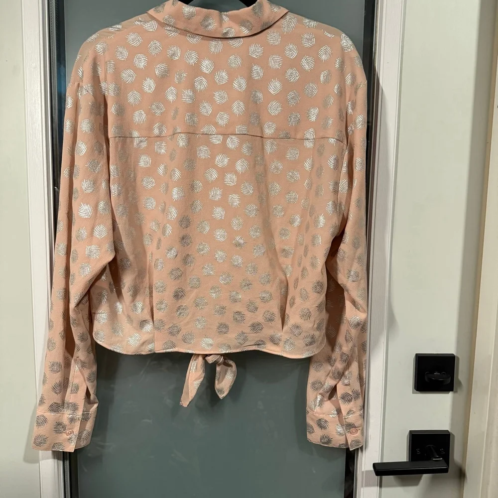 Michael Kors Women’s Button-Down Shirt Tie-Front Metallic Leaf Print Pink Silver
